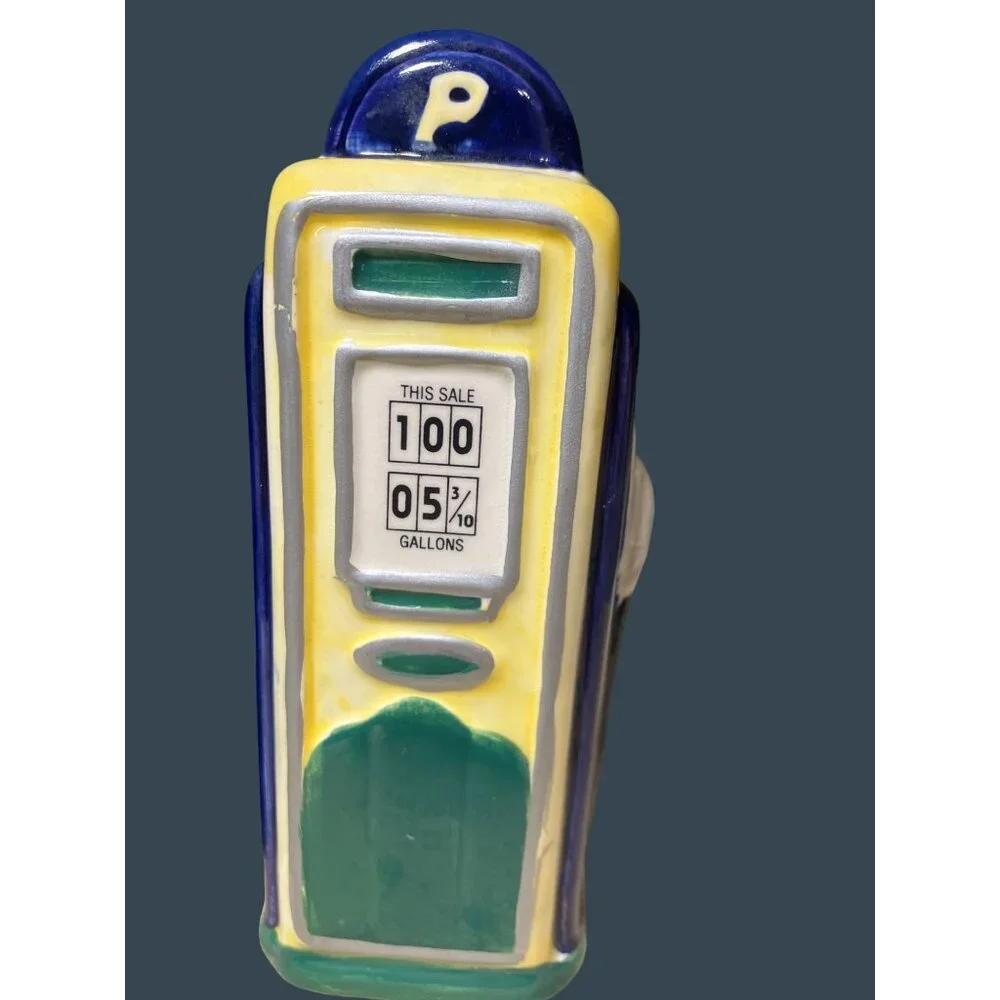 Roadside Gas Pump Salt & Pepper Shaker Set